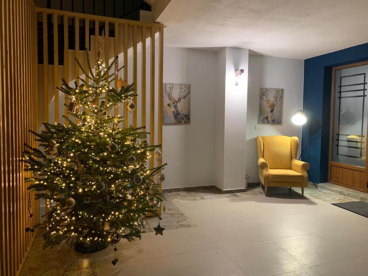 Altitude Guest House Ранца Екстер'єр фото