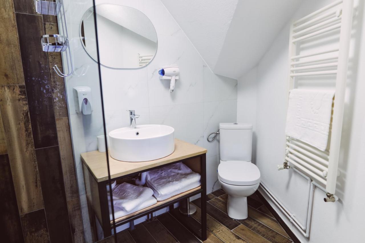 Altitude Guest House Ранца Номер фото
