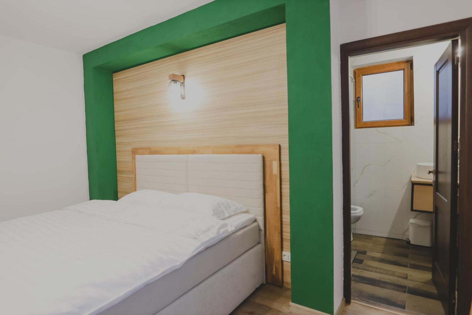 Altitude Guest House Ранца Номер фото